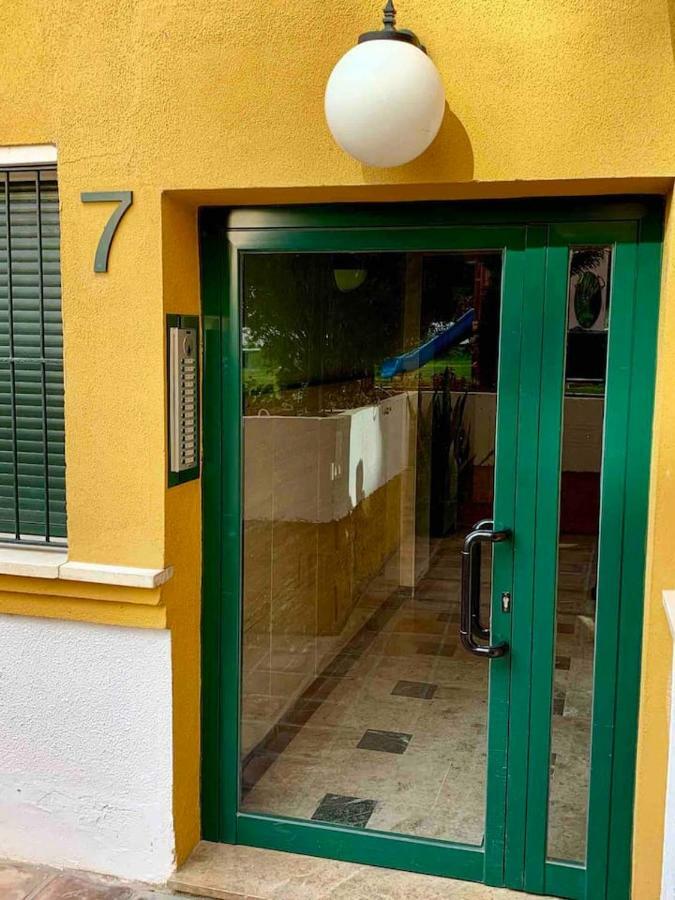 Apto. Lujo Primera Linea Playa Del Bajondillo Torremolinos Exteriör bild
